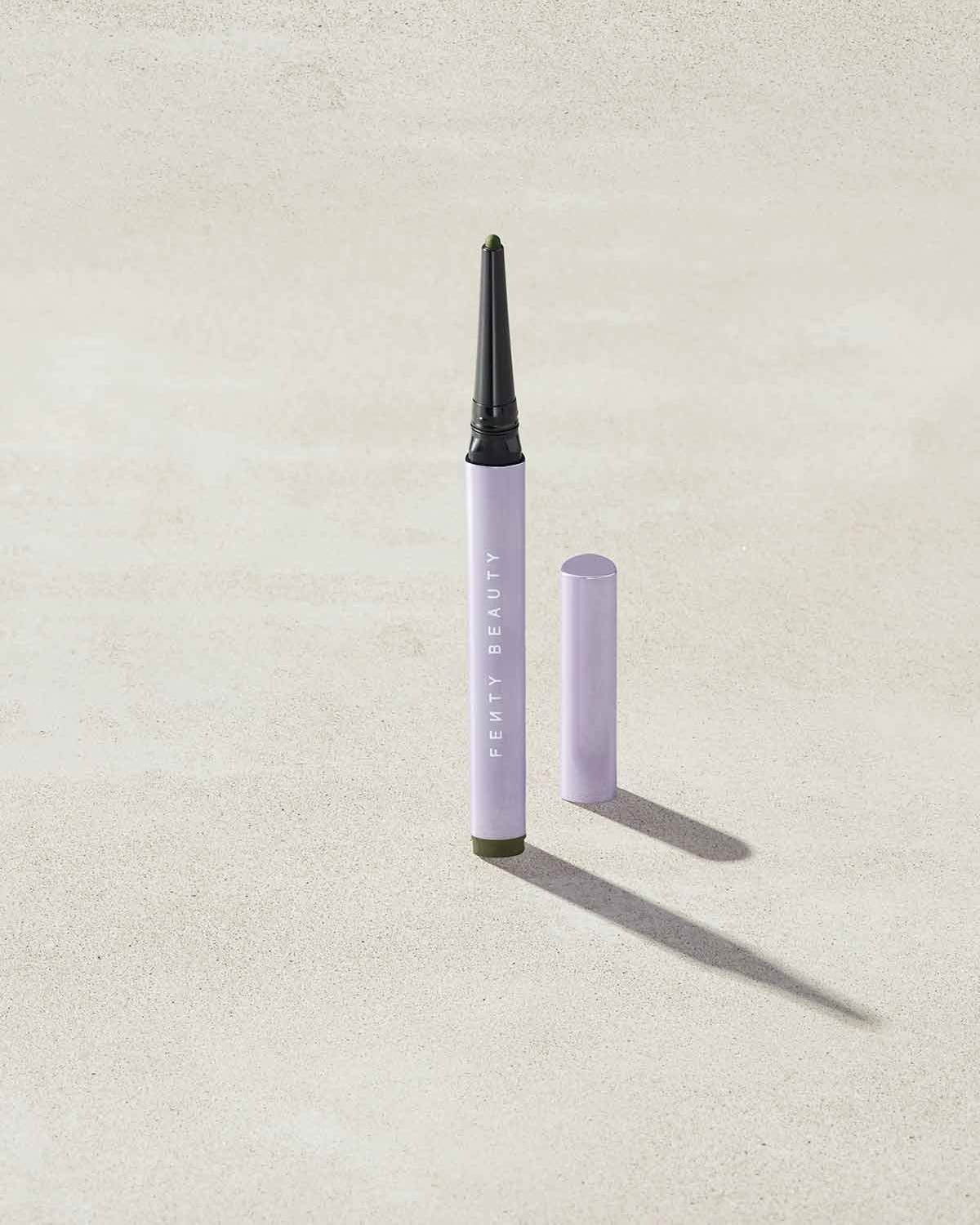 Flypencil Longwear Pencil Eyeliner — Bank Tank