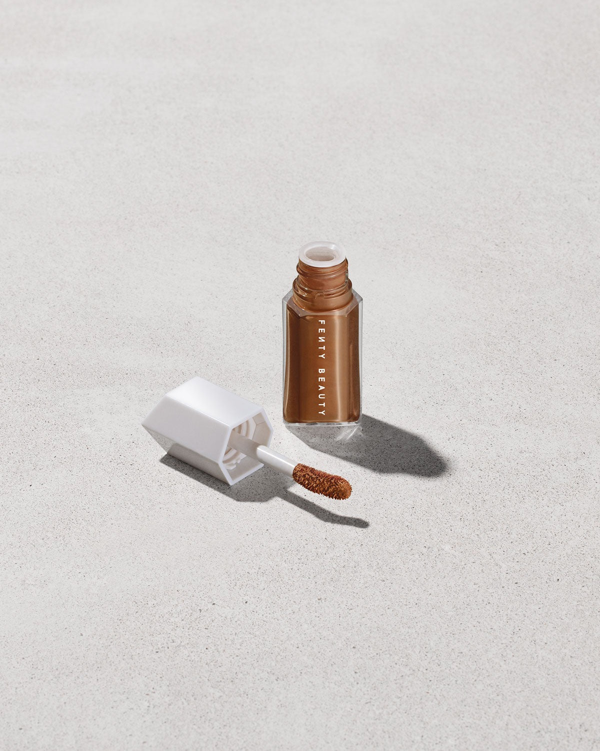 We're Even Hydrating Longwear Concealer — 470W
