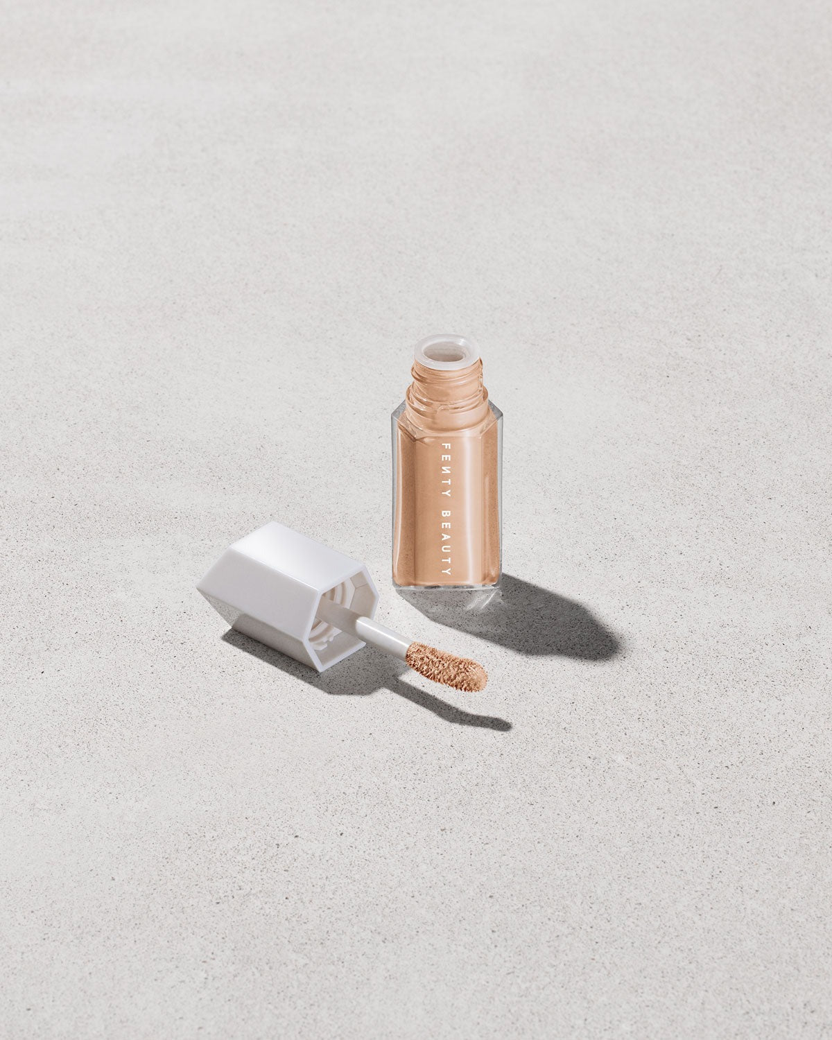 We're Even Hydrating Longwear Concealer — 260N
